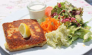 Kartoffel Cordon Bleu mitSchinken und Käse gefüllt (©Foto: Martin Schmitz)